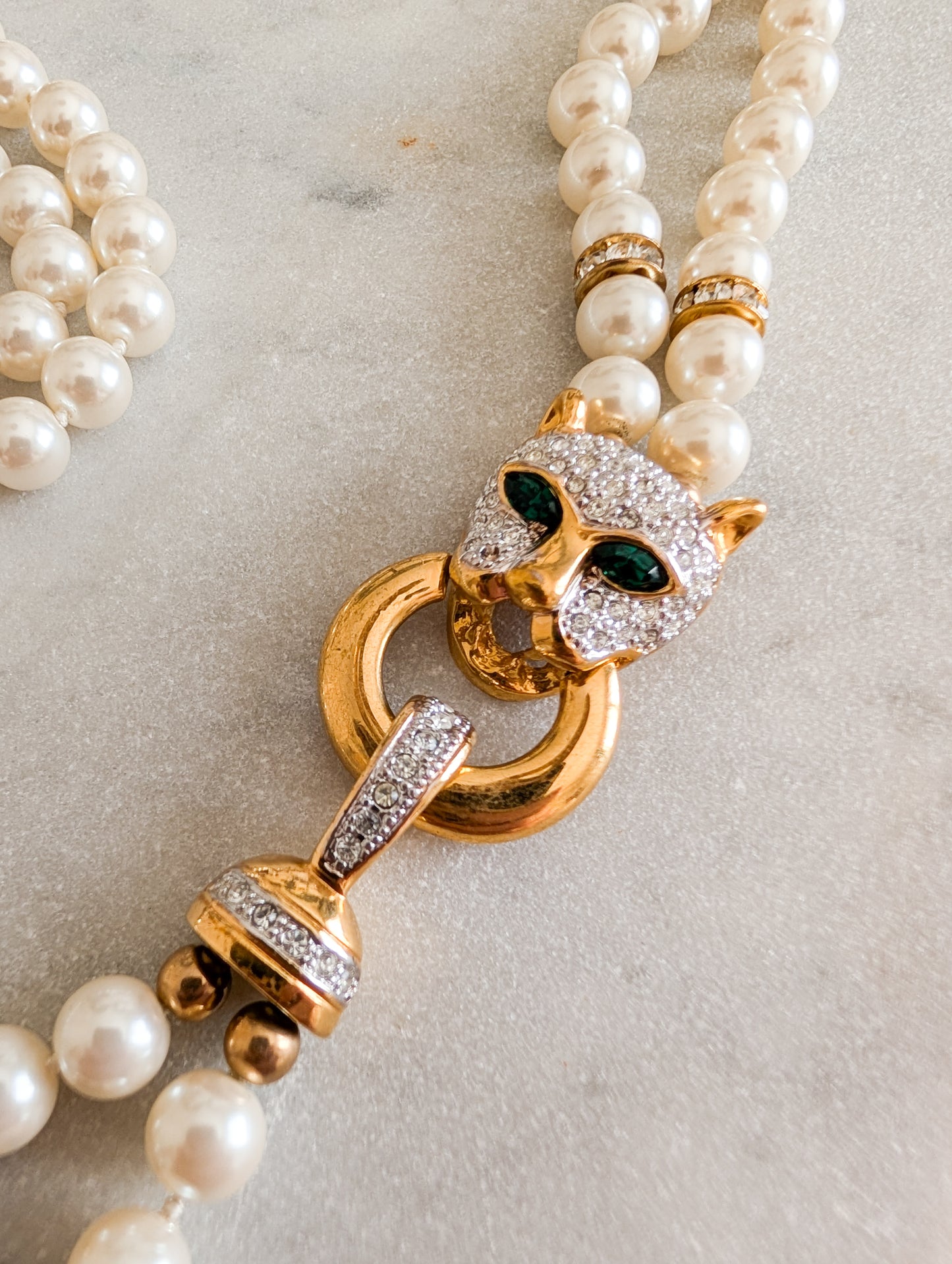 Collier de perles panthère