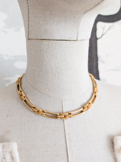 Collier Orena
