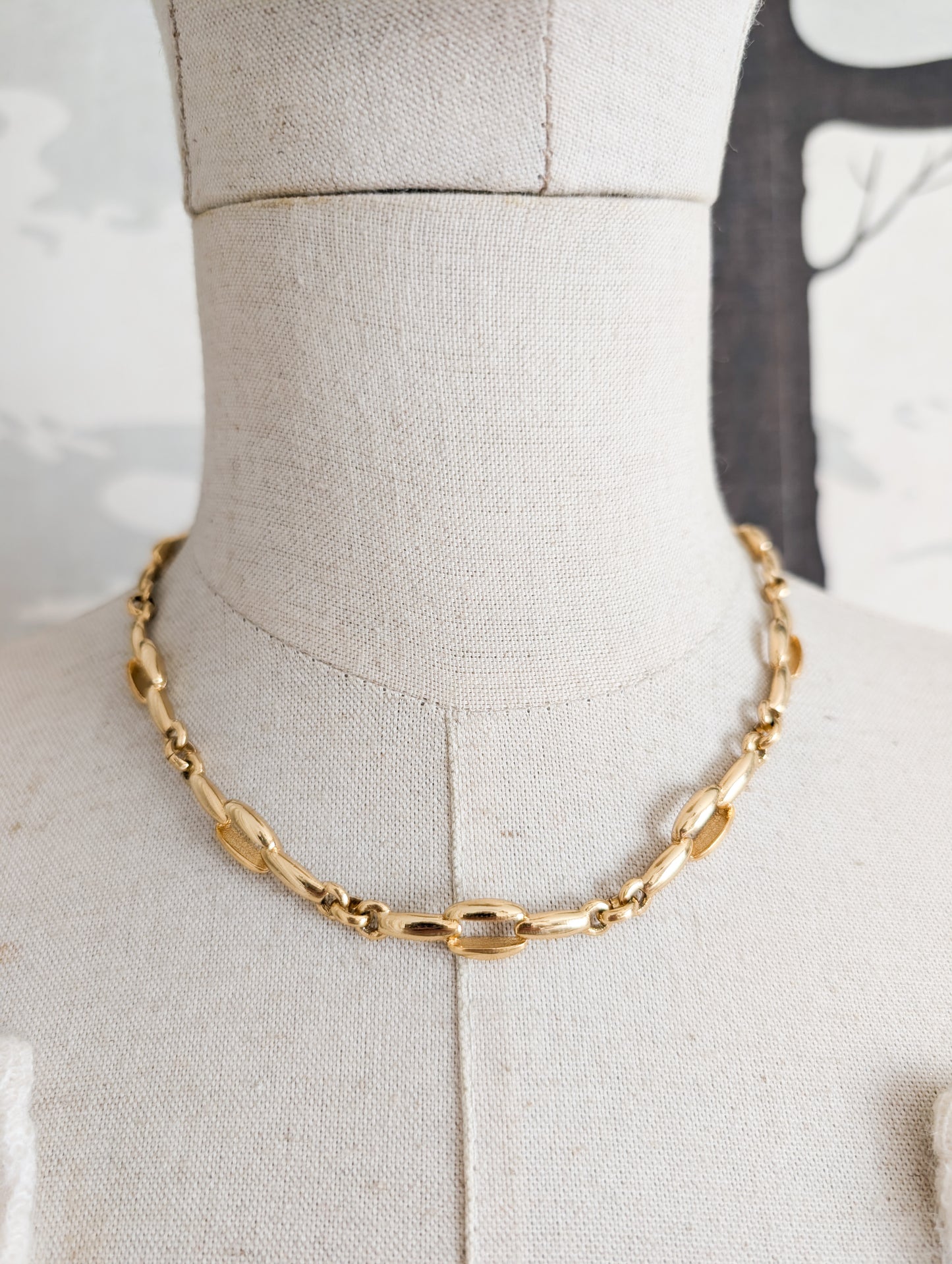 Collier Orena