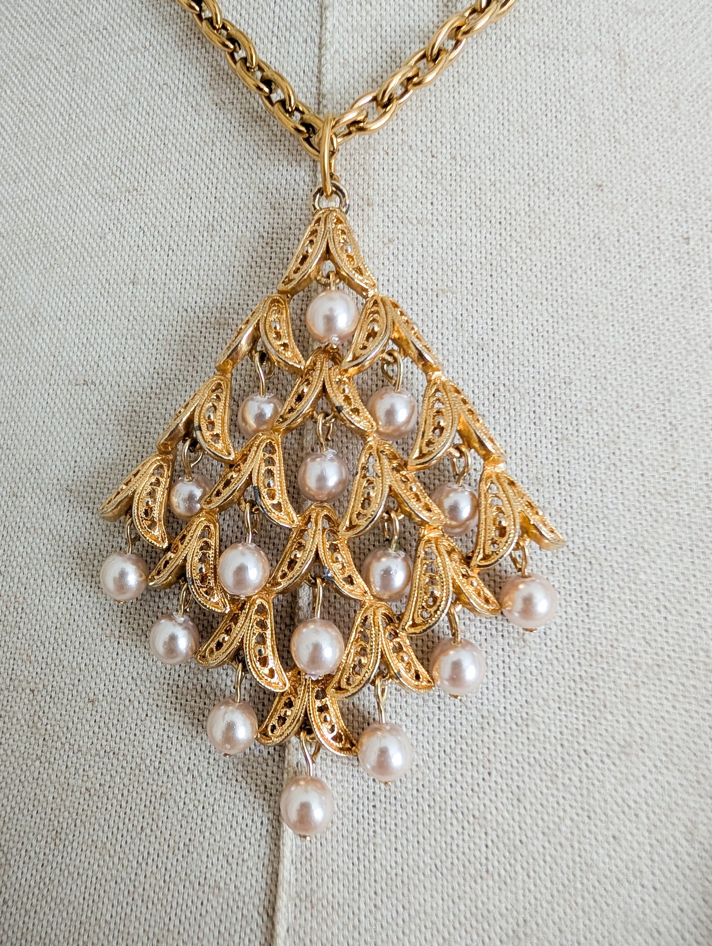 Grand pendentif 60's et chaine Jaseron