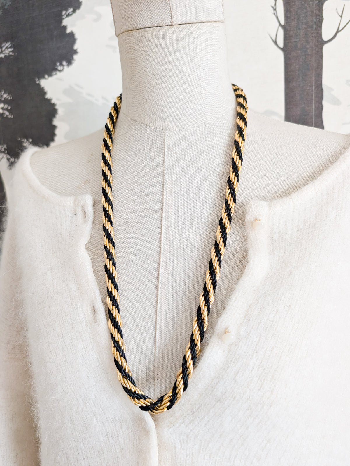 Collier américain maille torsadée et cordelette