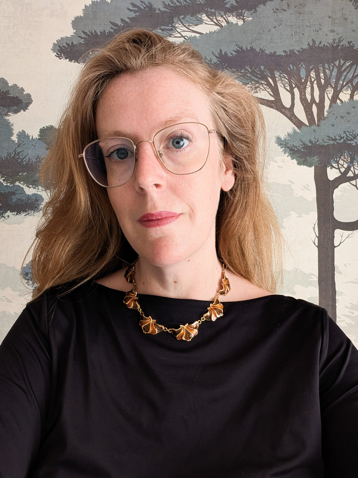 Collier laqué esprit Art Nouveau