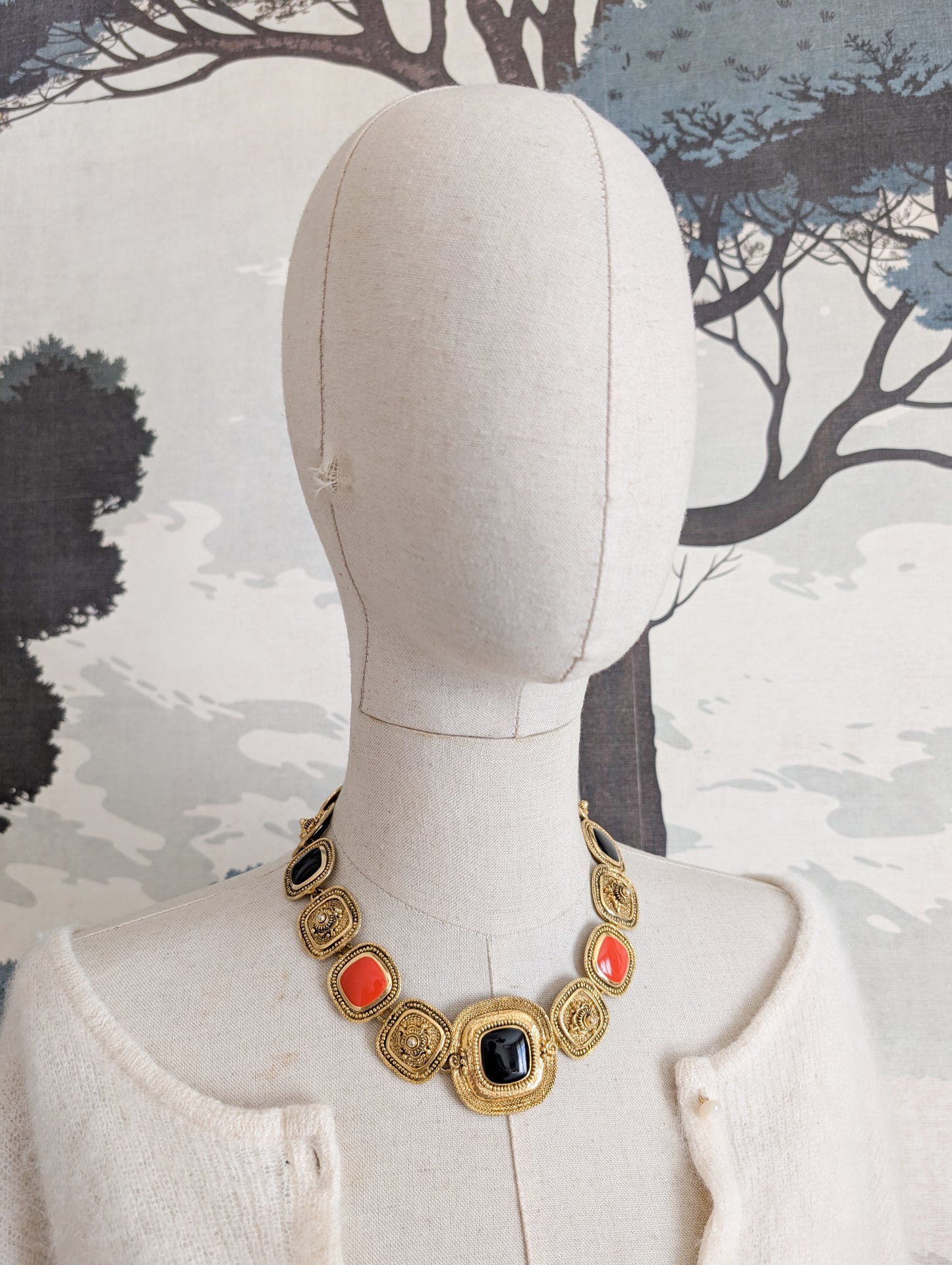 Exceptionnel collier 80's