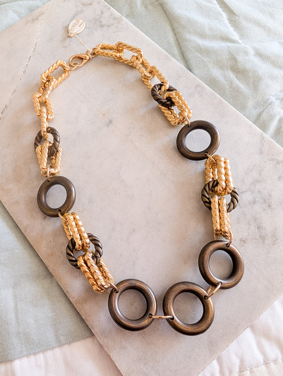Collier Byba 1980