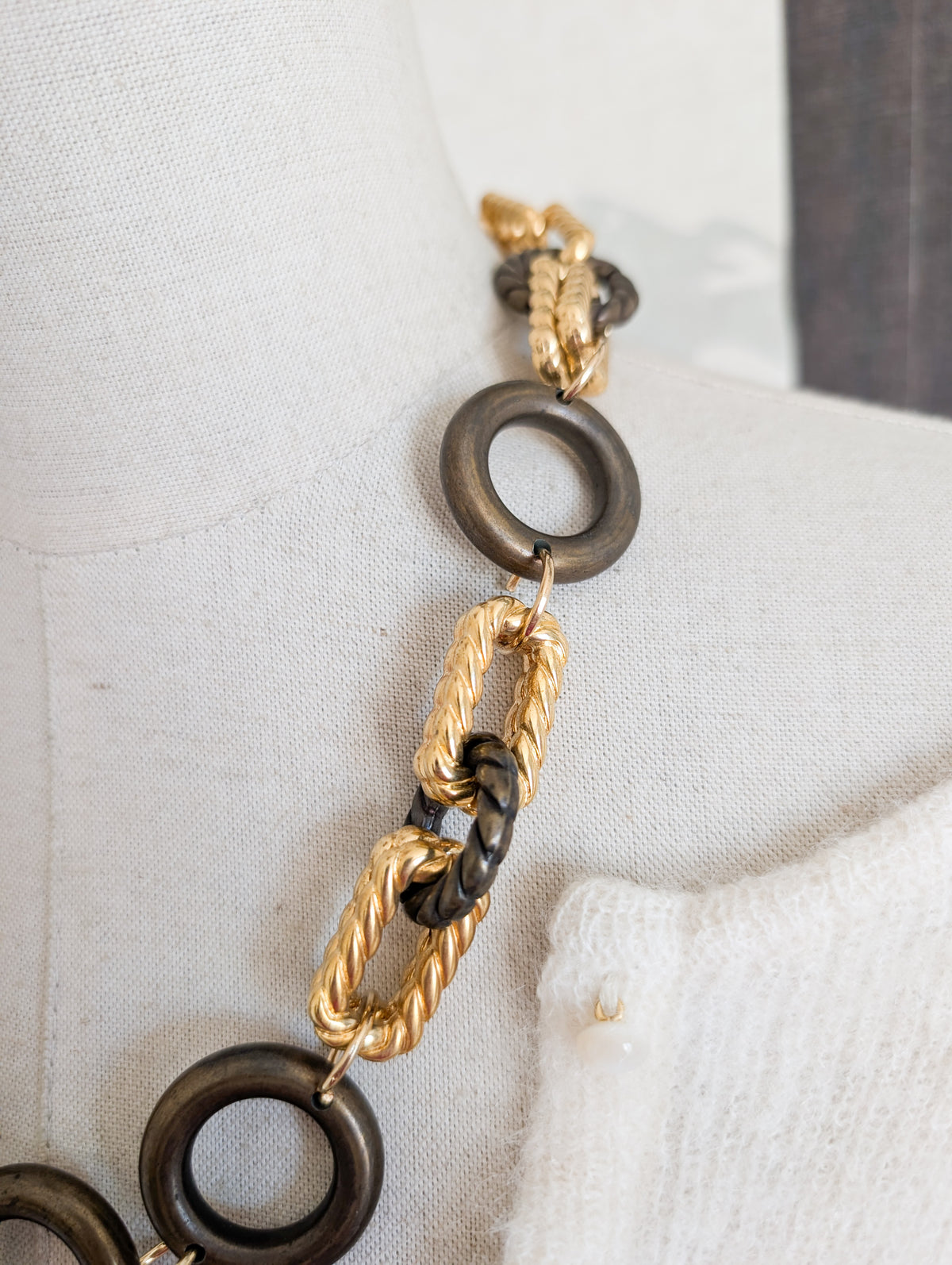 Collier Byba 1980