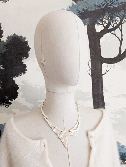 Rare collier Tour Eiffel Dolce Vita