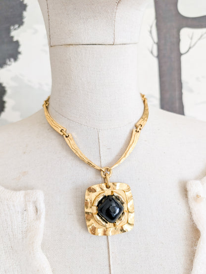 Rare collier Oranium