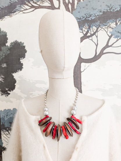 Collier en métal bois et Corail Bambou