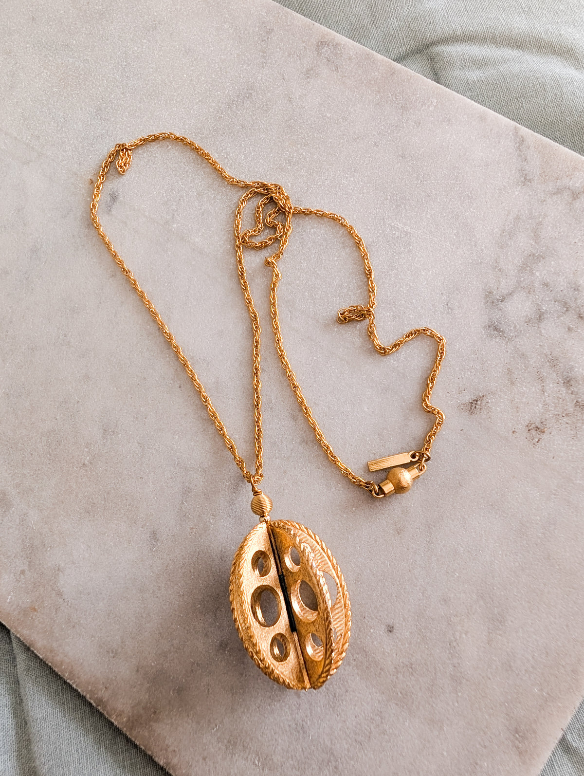Long collier Space Age Corocraft