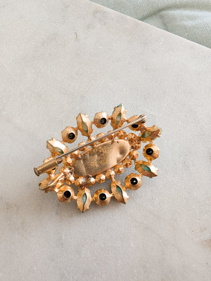 Broche en pâte de verre