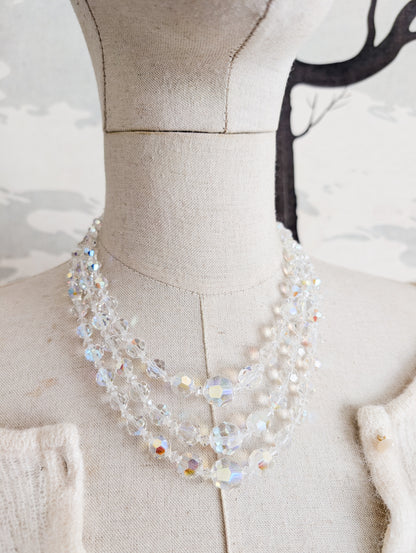 Extraordinaire collier en cristal AB