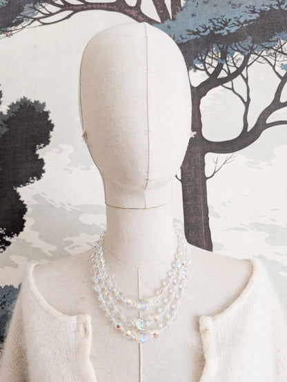 Extraordinaire collier en cristal AB