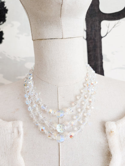 Extraordinaire collier en cristal AB