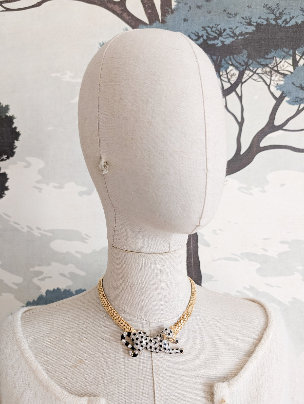 Très beau collier panthère