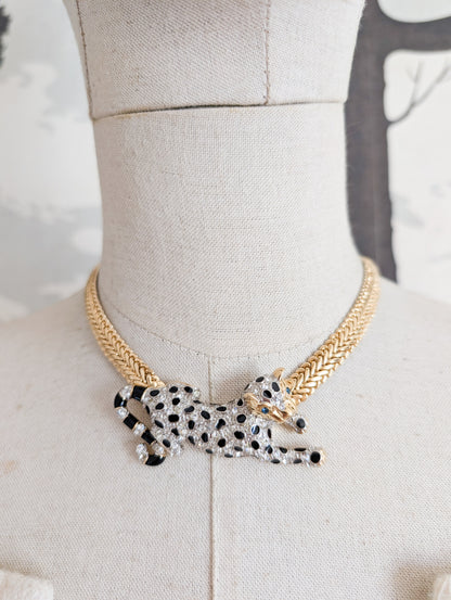 Très beau collier panthère