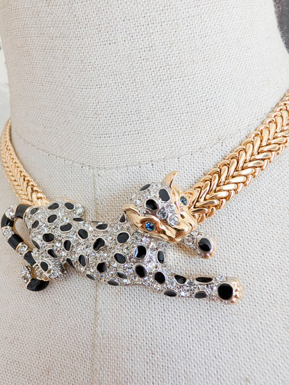 Très beau collier panthère