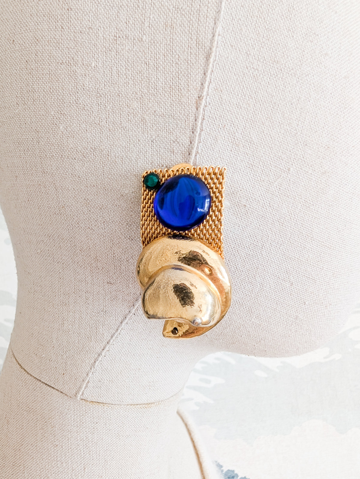 Extraordinaire boucles modernistes