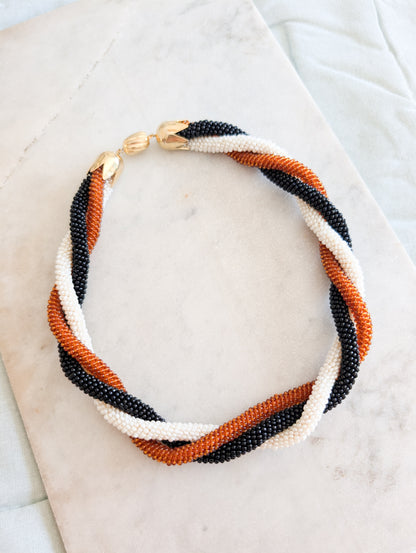 Collier de perles de rocailles