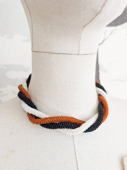 Collier de perles de rocailles