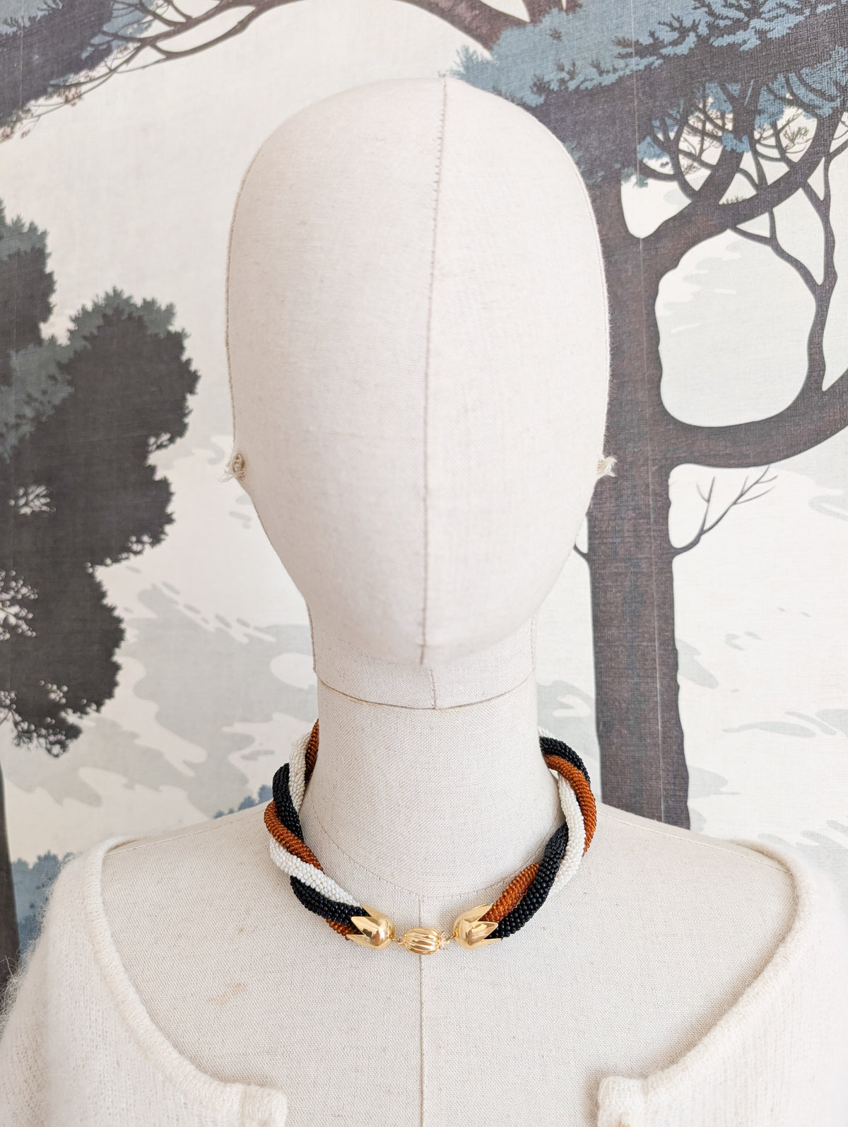Collier de perles de rocailles