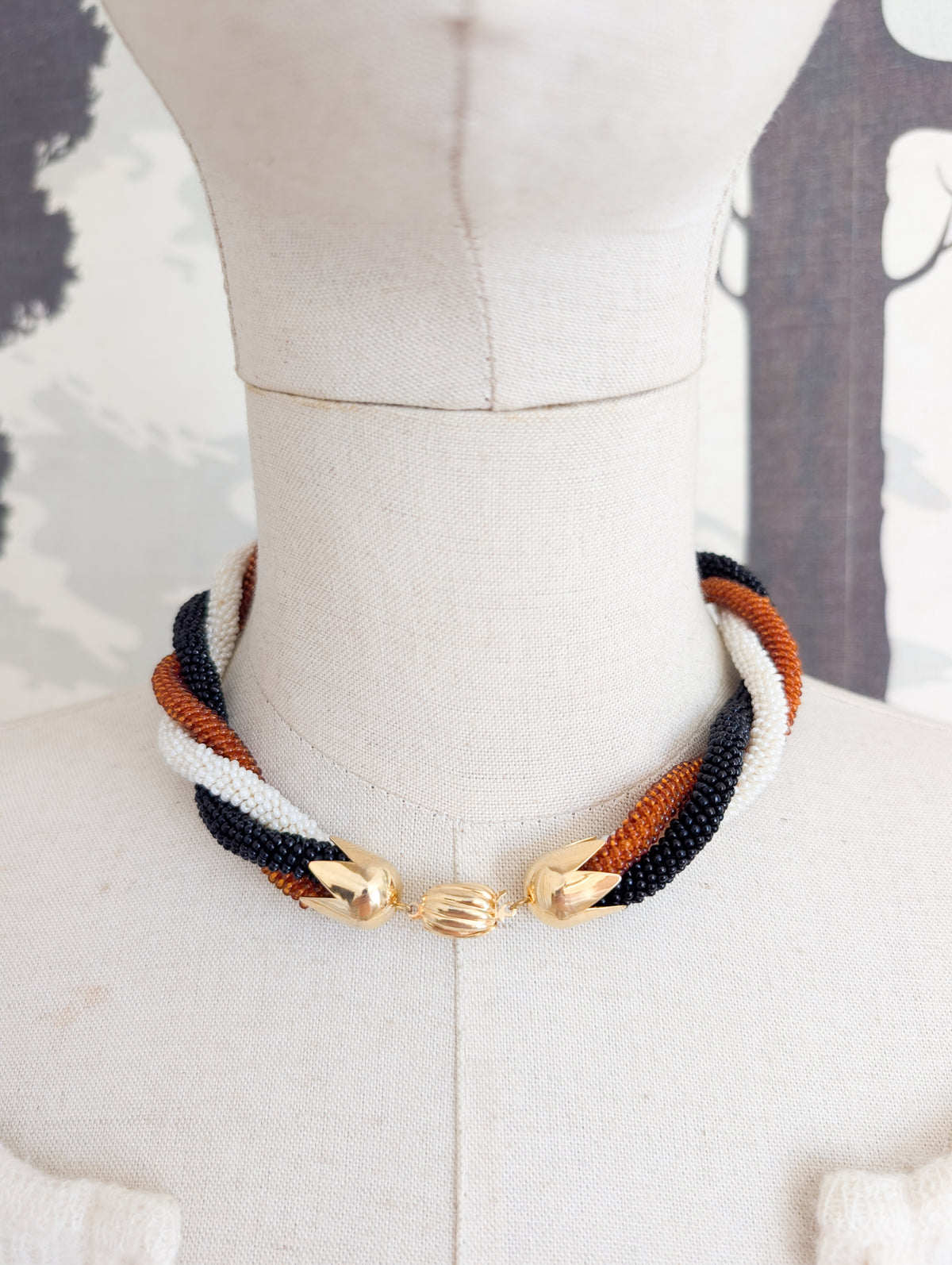 Collier de perles de rocailles