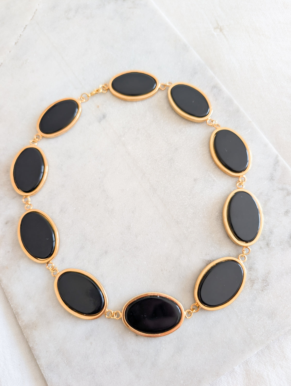 Collier cabochon noir Sharra Pagano