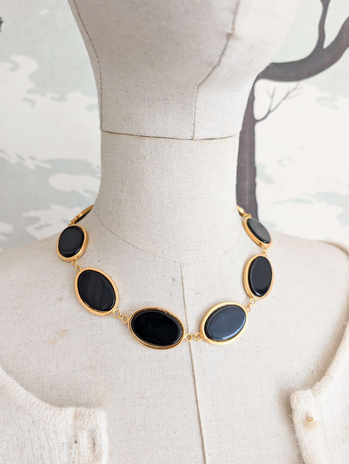 Collier cabochon noir Sharra Pagano