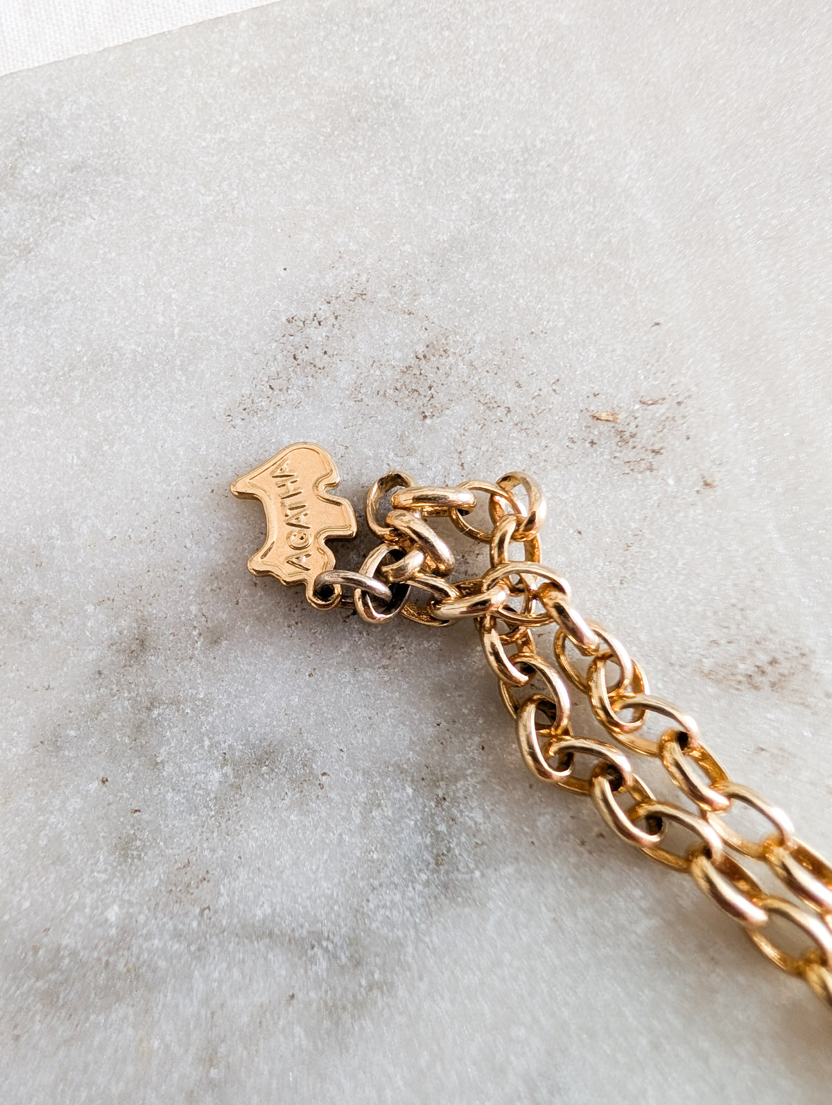 Collier Agatha grelots à nouer