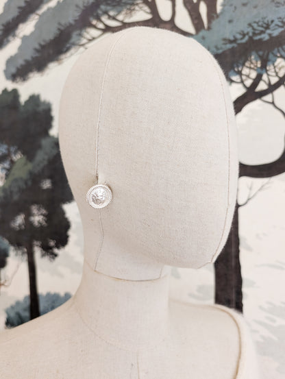 Boucles rondes martelées Dolce Vita, oreilles percées