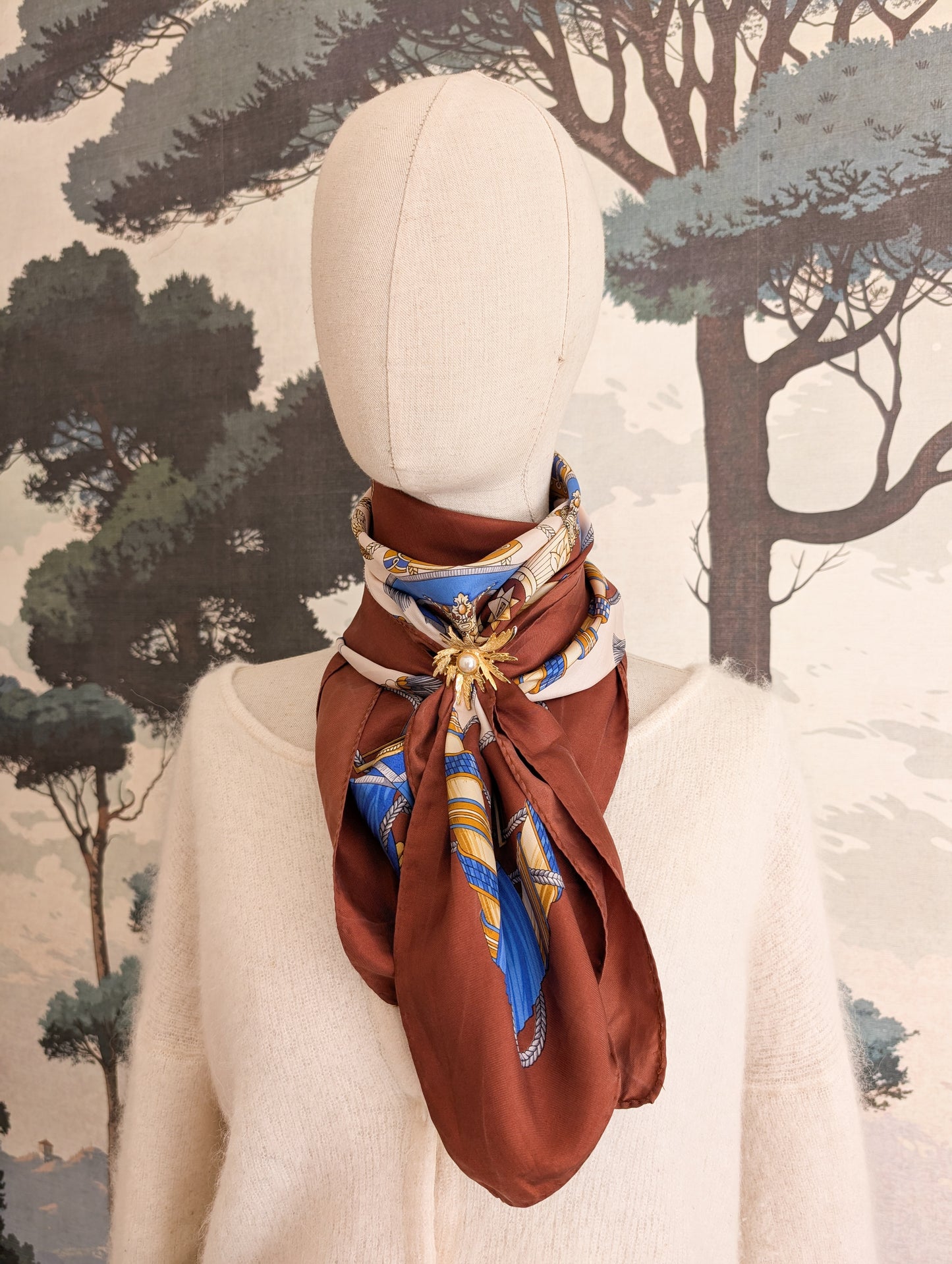 Pince à foulard